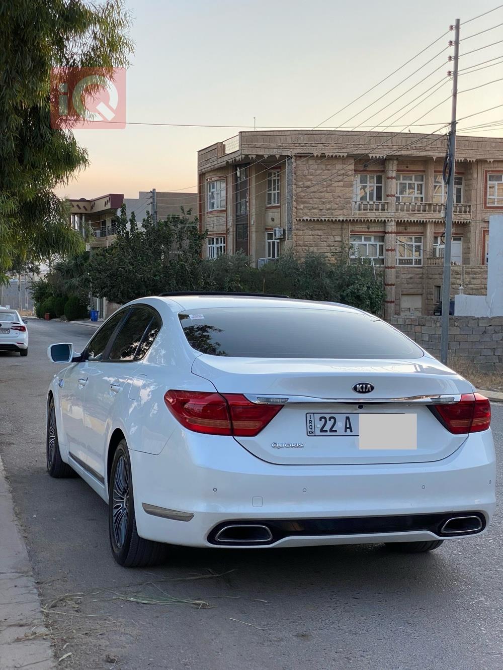 كيا كوريس